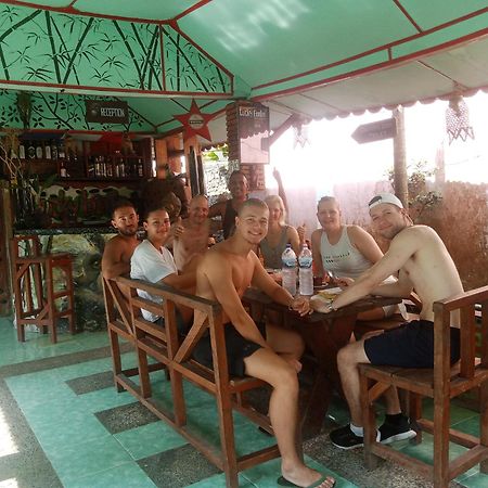 Lucky Bamboo'Bungalows-Resto And Orangutan Jungle Trekking Tours 부킷 라왕 외부 사진