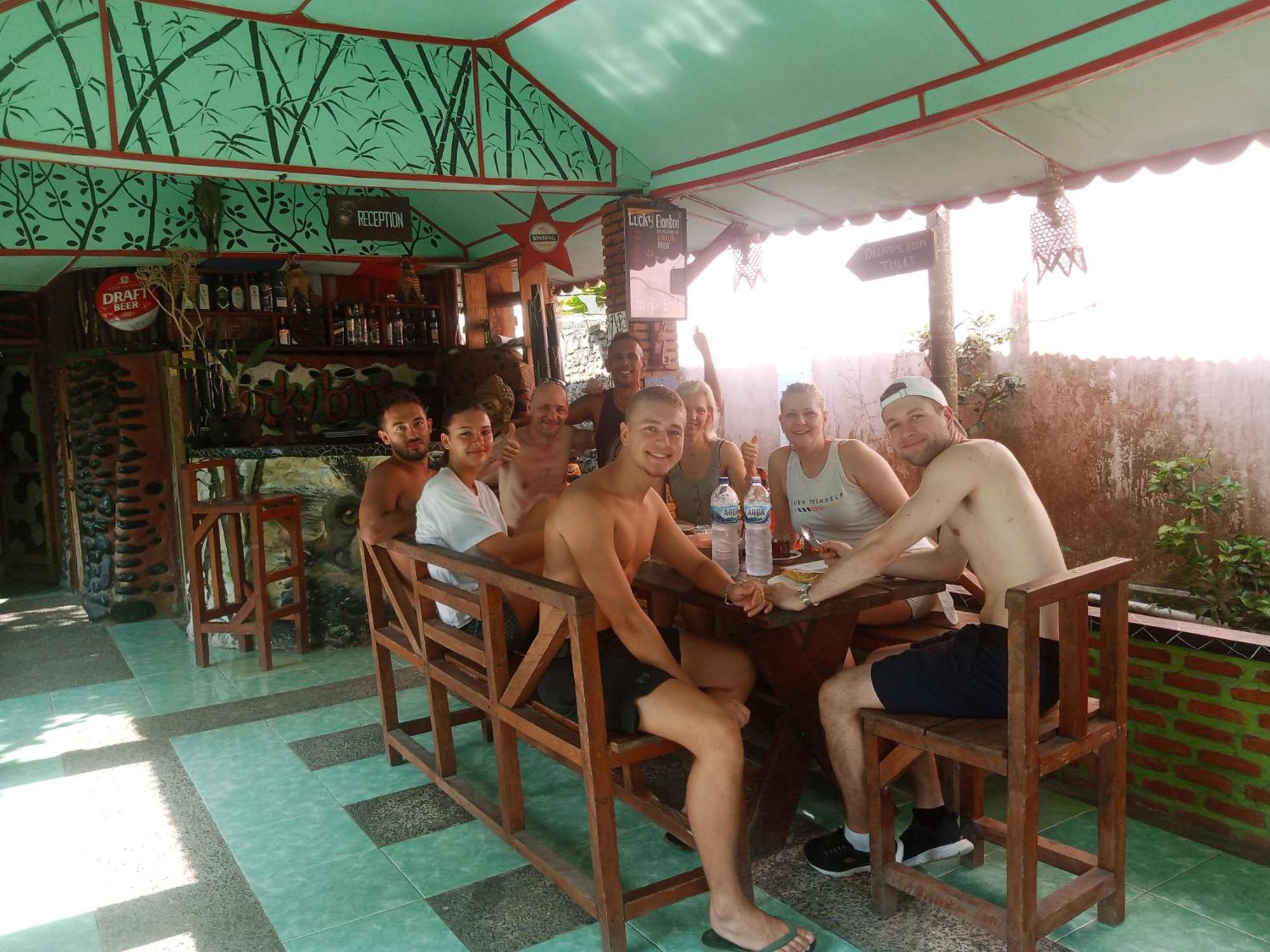 Lucky Bamboo'Bungalows-Resto And Orangutan Jungle Trekking Tours 부킷 라왕 외부 사진